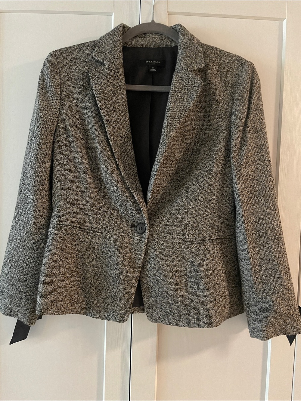 Ann Taylor Gray Tweed One-Button Blazer